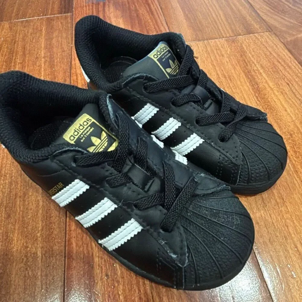 Adidas Superstar Toddler Sneakers “Black/White” — Size 9K